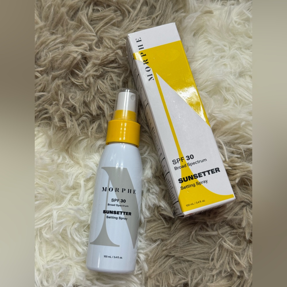 Morphe SPF 30 Setting Spray - White and Yellow